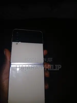 Samsung Galaxy Z Flip 3 256 GB Gold