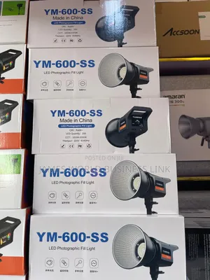 Led Video/Content Light Ym600 Ss Bi Color With Stand