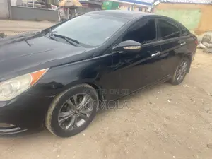 Hyundai Sonata 2013 Black
