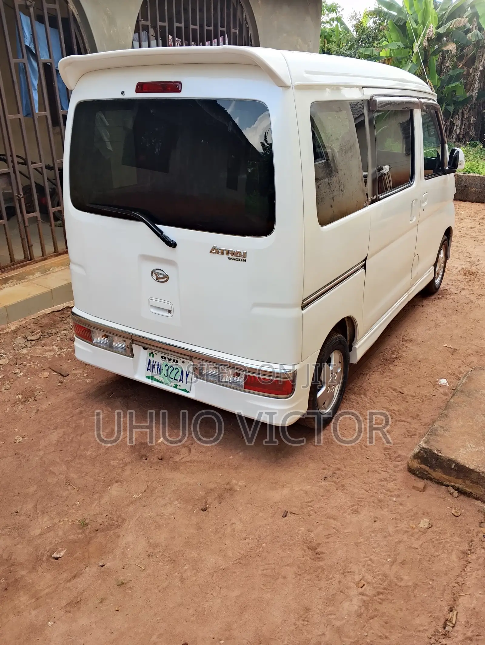 Daihatsu Hijet 2012 White