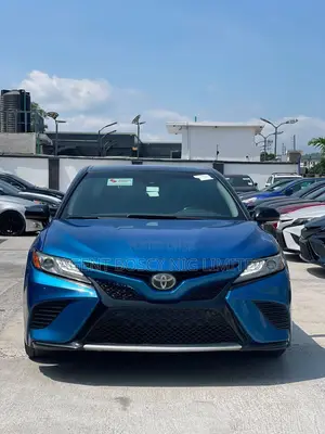 Toyota Camry XSE FWD (2.5L 4cyl 8AM) 2018 Blue