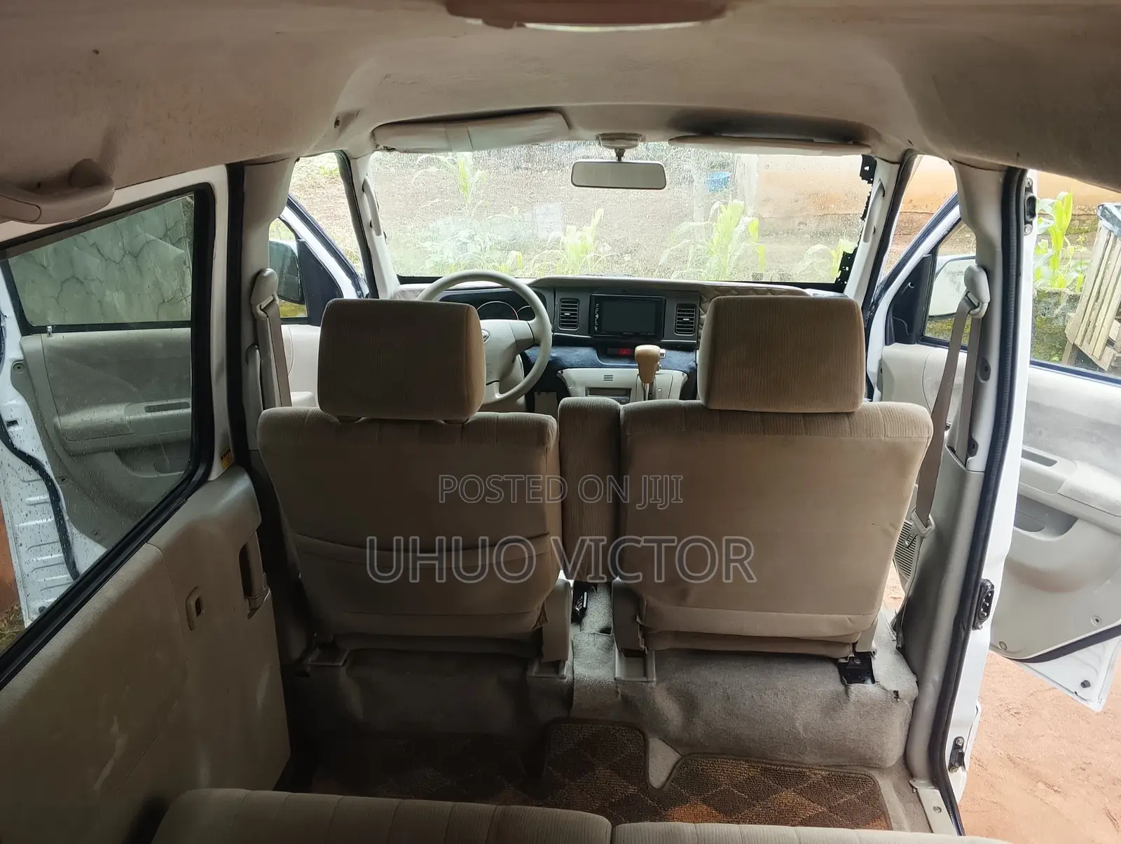 Daihatsu Hijet 2012 White