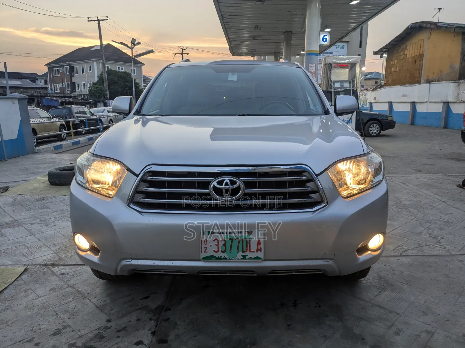 Toyota Highlander 2010 Silver