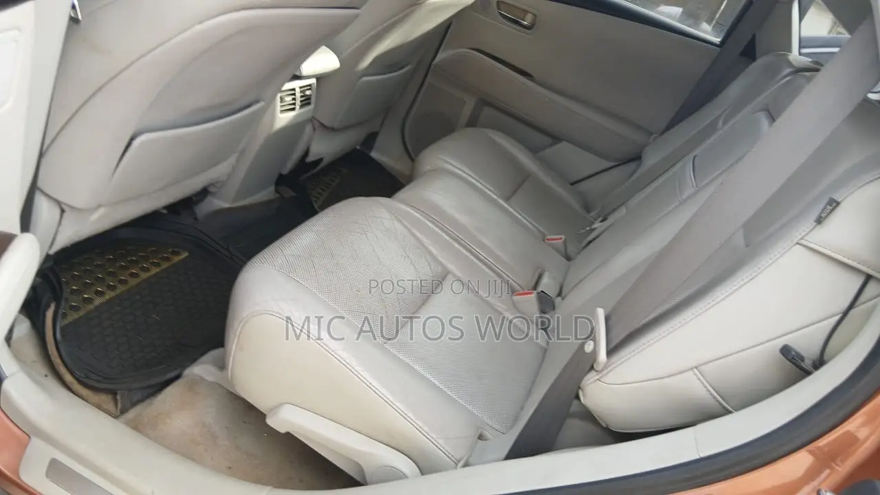 Lexus RX 2012 Orange