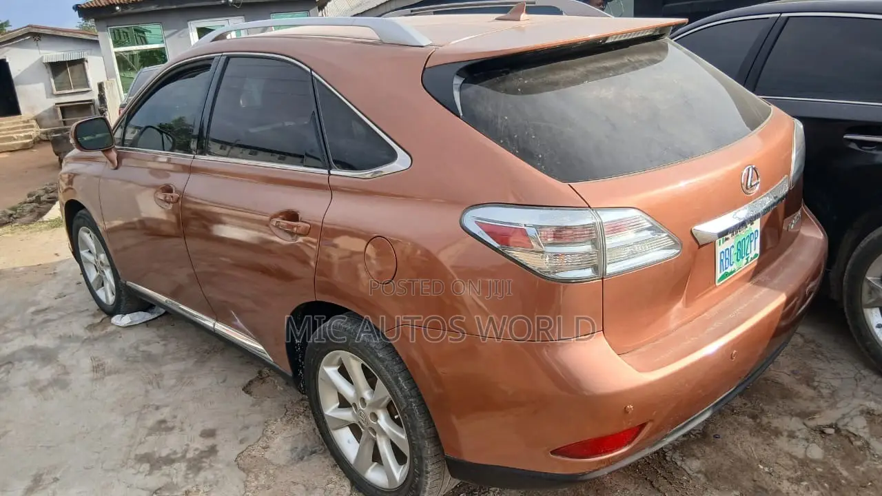 Lexus RX 2012 Orange