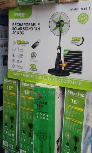 High Quality Moden 16inch IWIN Insert Solar Rechargeable Standing Fan