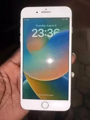 Apple iPhone 8 64 GB White