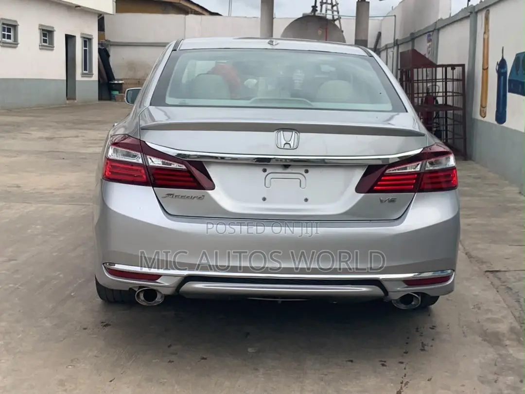 Honda Accord 2014 Silver