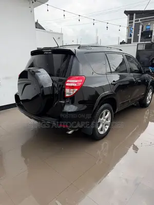 Toyota RAV4 3.5 Limited 4x4 2010 Black