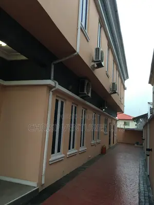 Furnished 4bdrm Duplex in Magodo Gra Phase 2 for rent