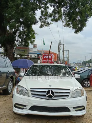 Mercedes-Benz C300 2011 White