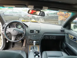 Mercedes-Benz C300 2011 White
