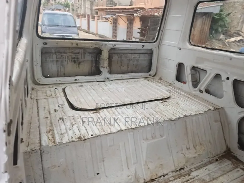 Volkswagen Transporter 2000 White