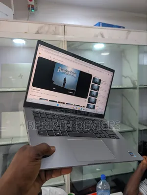 Laptop Dell Latitude 7420 16GB Intel Core i7 SSD 512GB