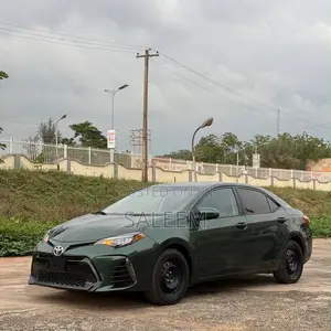 Toyota Corolla 2015 Green