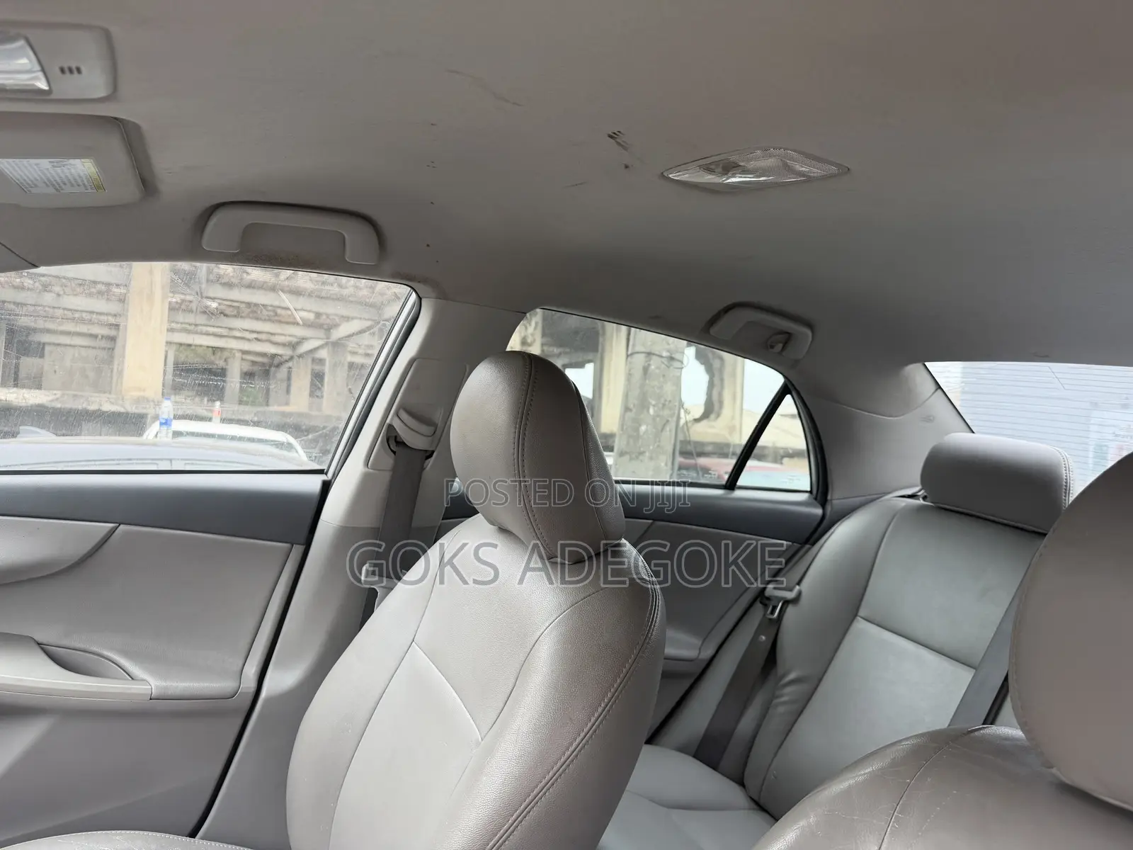 Toyota Corolla 2010 Silver