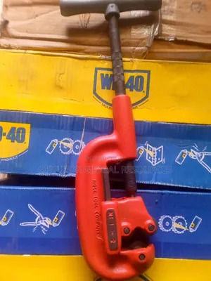 Rigid Pipe or Tubing Cutter 1/8"-2"