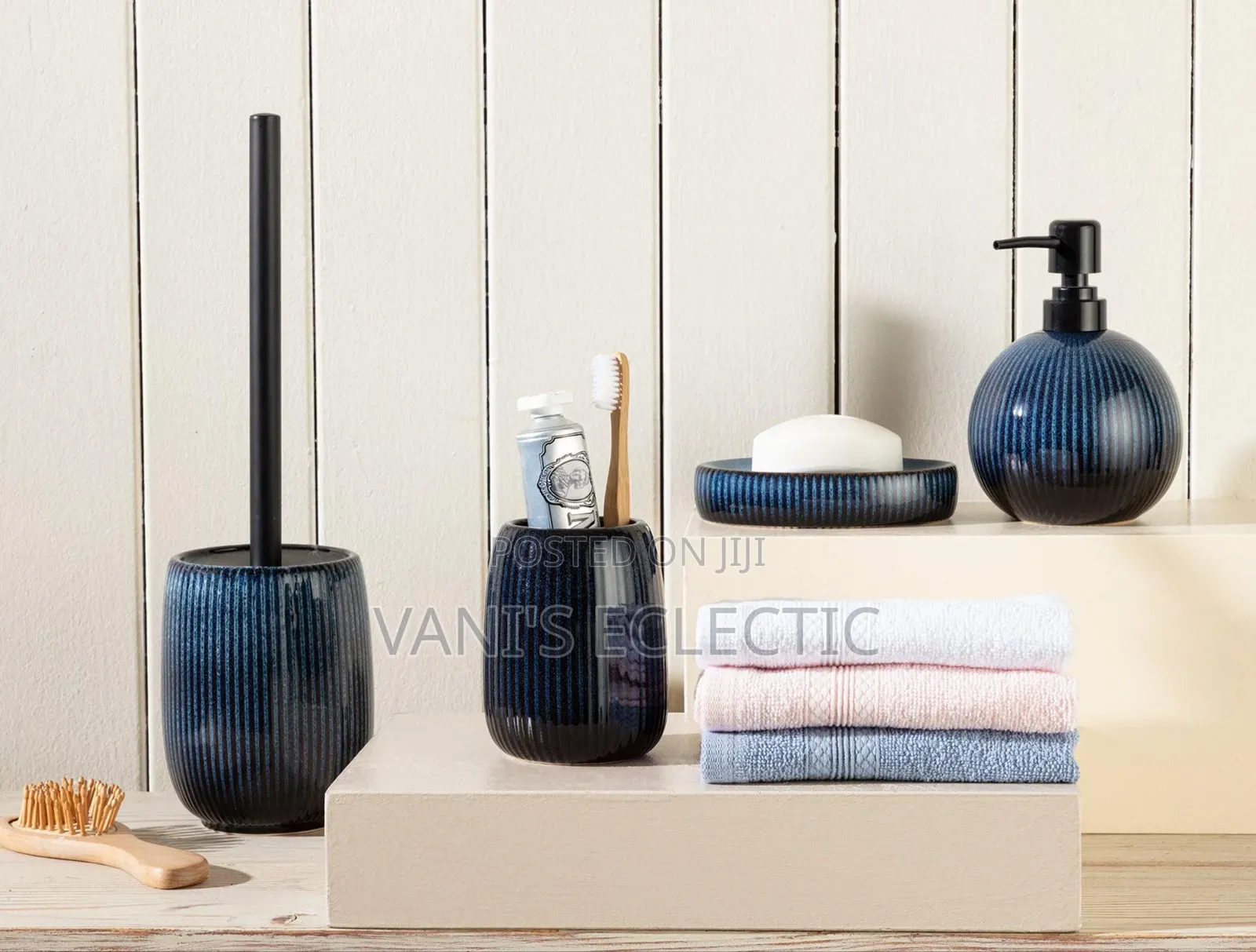 Madame Coco Luxury 4-Piece Ceramic Bathroom Sets