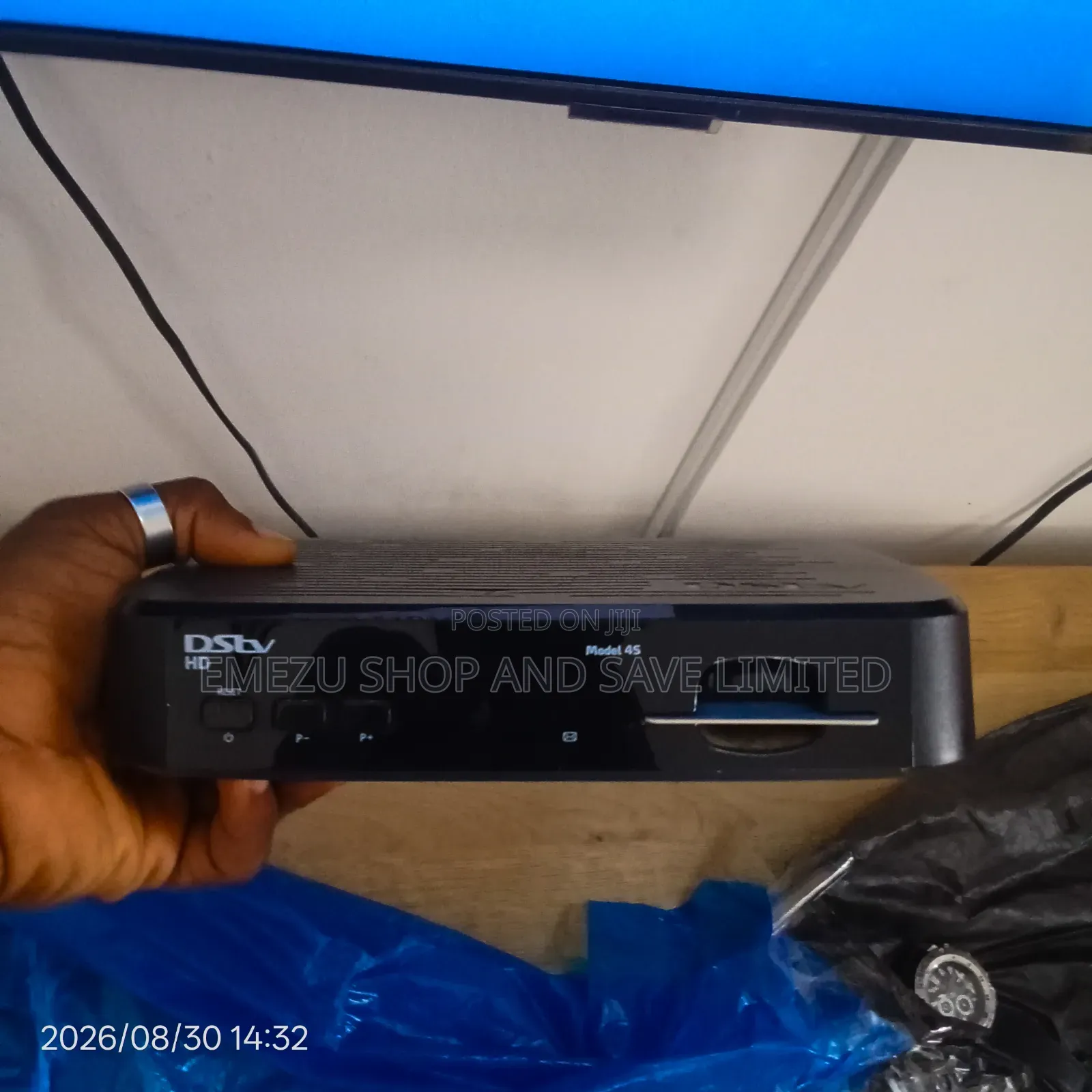 DStv HD Decoder + Dish + Remote