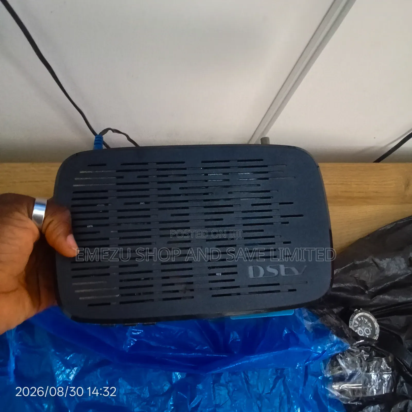 DStv HD Decoder + Dish + Remote