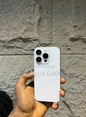 Apple iPhone 15 Pro 128 GB White