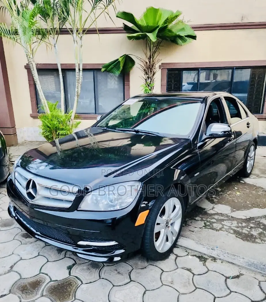 Mercedes-Benz C300 2008 Black