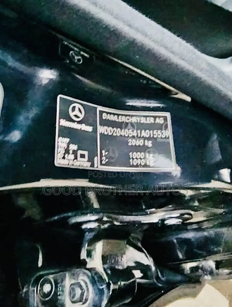 Mercedes-Benz C300 2008 Black
