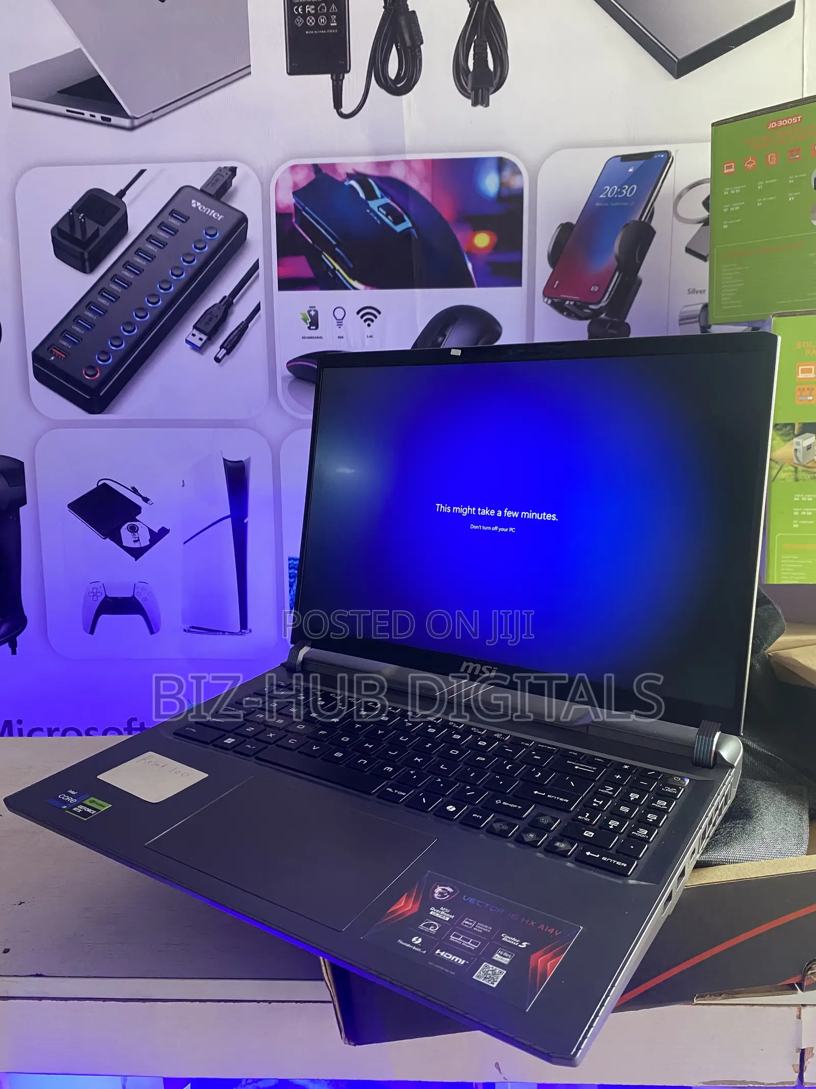 Laptop MSI Vector 16 HX AI A2XWIG 32GB Intel Core i9 SSD 1T