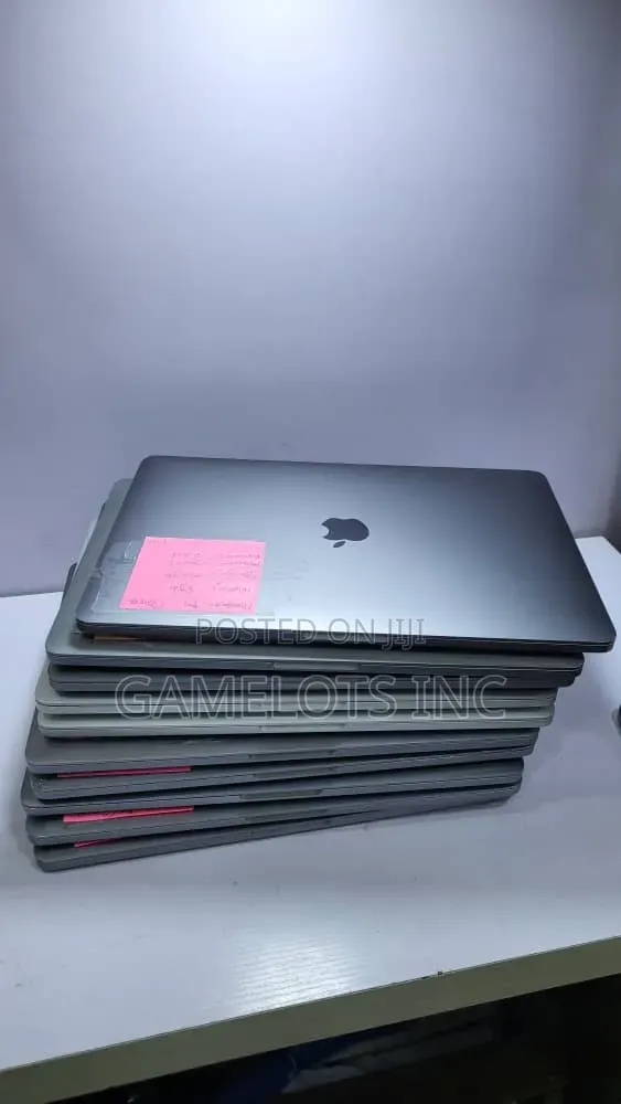 Laptop Apple MacBook Pro 2015 8GB Intel Core i5 SSD 512GB