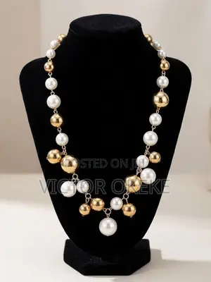 Fancy Pearl Necklace