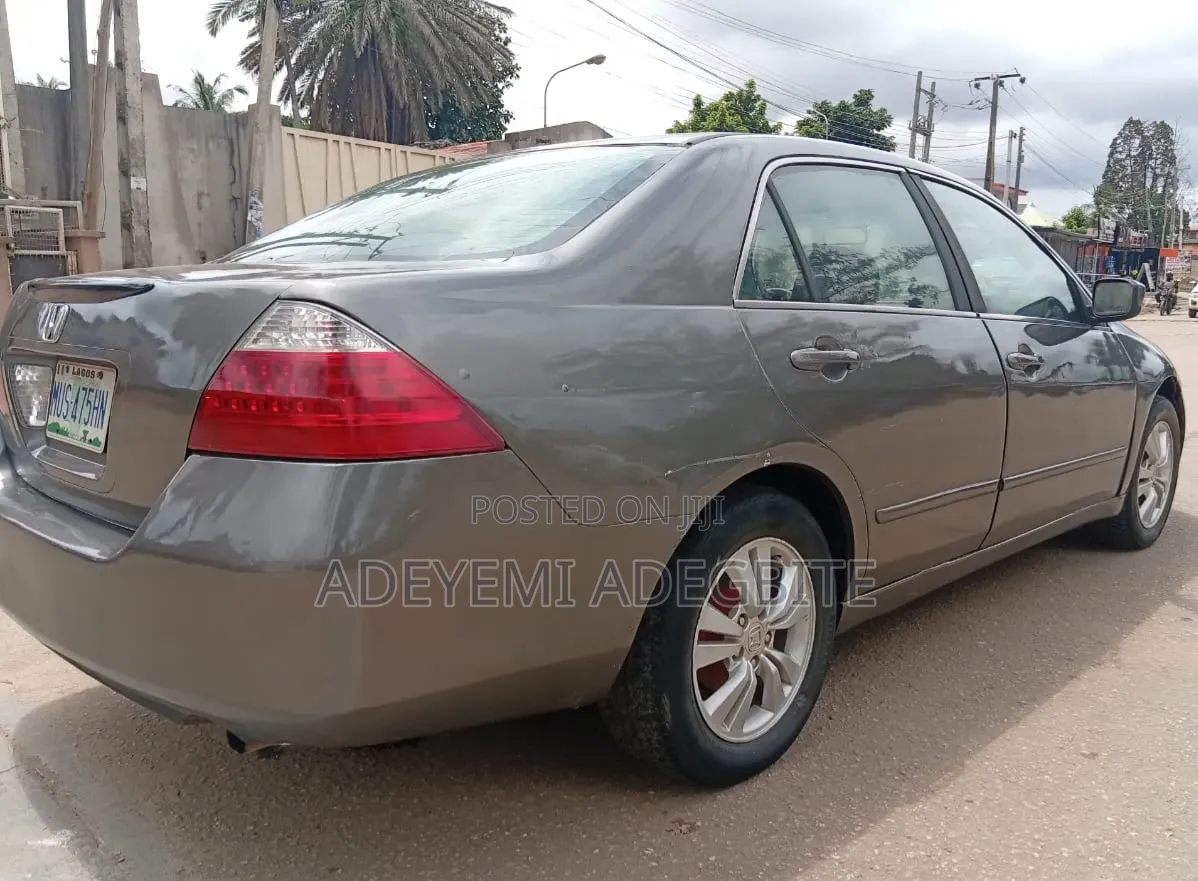 Honda Accord 2007 Gray