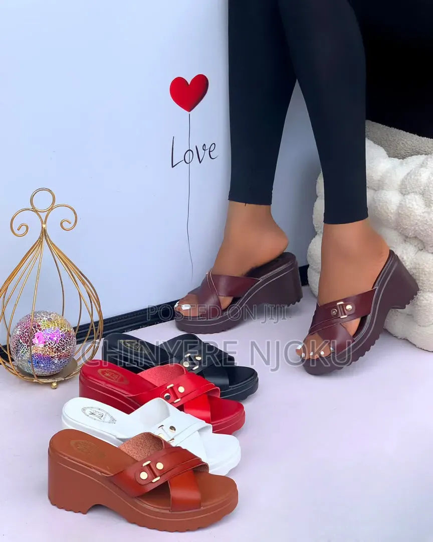Bamboo Wedge Slippers