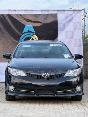 Toyota Camry SE Sport 4dr Sedan w/Prod. End 11/13 (2.5L 4cyl 6A) 2014