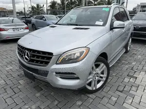 Mercedes-Benz M Class ML350 4MATIC 4dr SUV AWD (3.5L 6cyl 7A) 2014