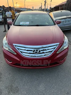 Hyundai Sonata 2012 Red