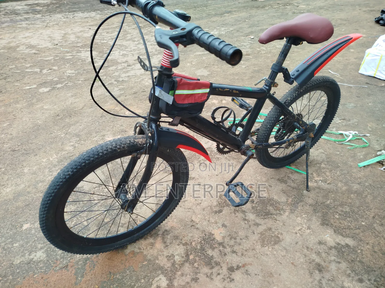 Size 20 BMX Black