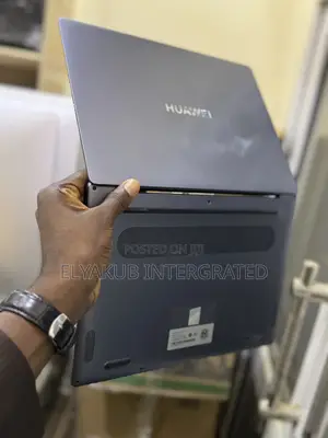 New Laptop Huawei 16GB Intel Core Ultra 5 SSD 1T
