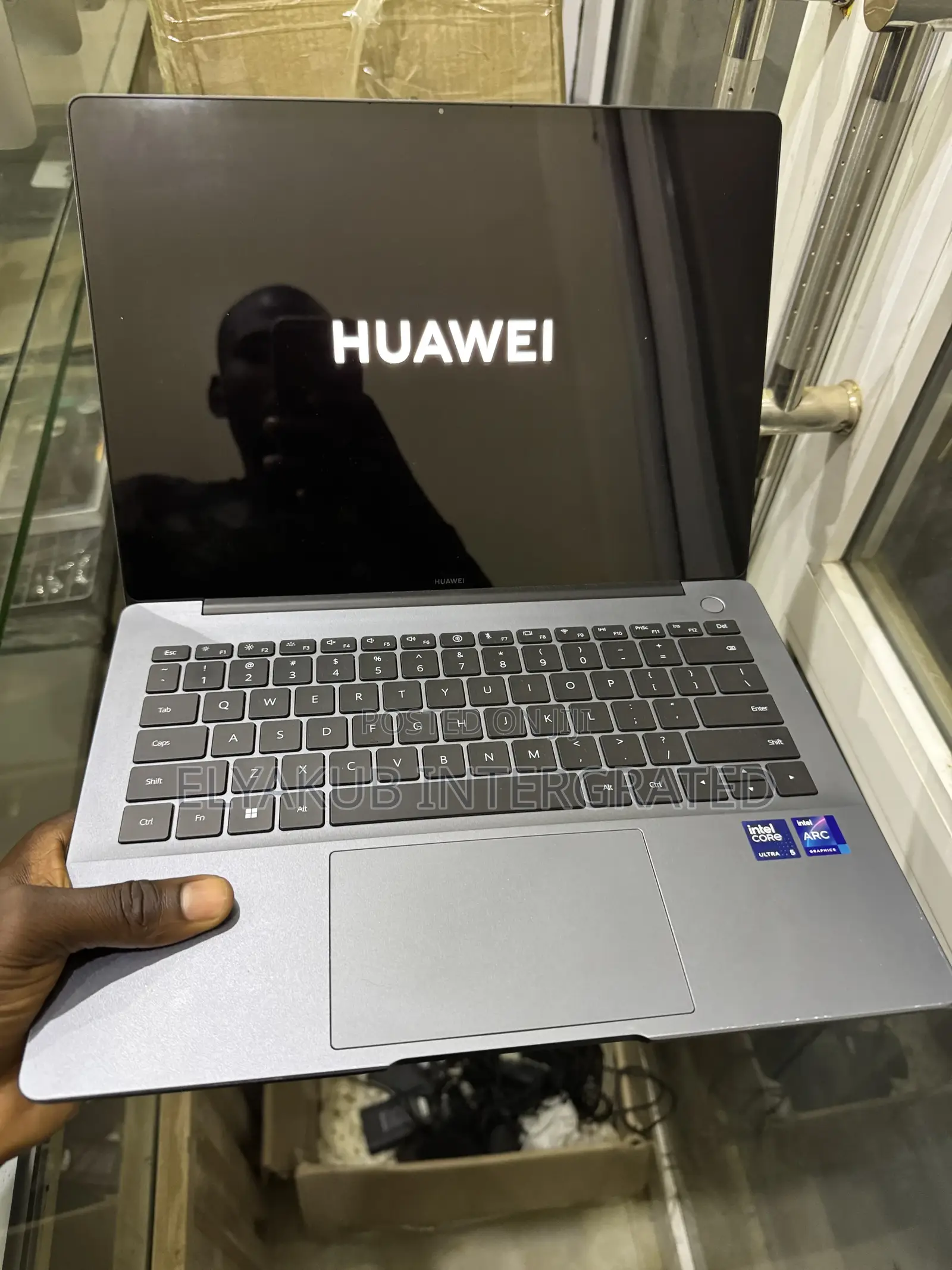 New Laptop Huawei 16GB Intel Core Ultra 5 SSD 1T
