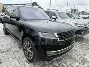 Land Rover Range Rover Vogue 2023 Black