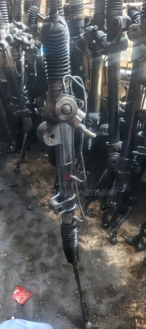 Steering Nissan Premier 2005
