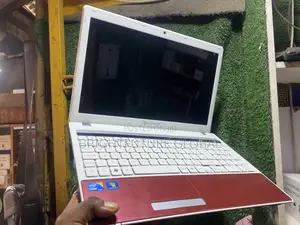 Laptop Packard Bell 4GB Intel Core i3 SSD 128GB