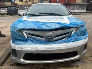 Toyota Corolla 2013 Silver