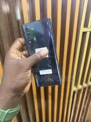 LG Velvet 128 GB Black