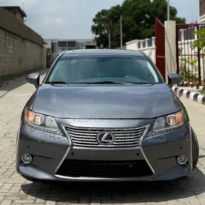 Lexus ES 350 FWD 2014 Gray