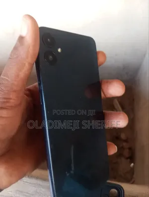 Samsung Galaxy A05 64 GB Black