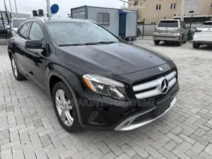 Mercedes-Benz CLA-Class CLA 250 4MATIC Sedan 2017 Black