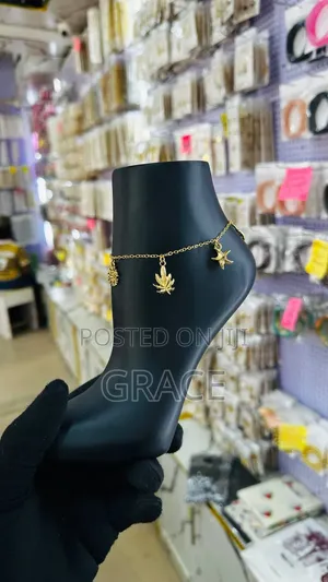 Charm Leg Chain