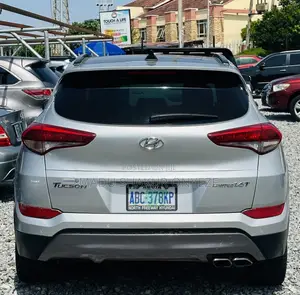 Hyundai Tucson Limited AWD 2016 Silver