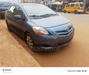 Toyota Yaris 2009 Blue