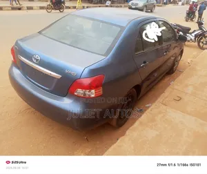 Toyota Yaris 2009 Blue